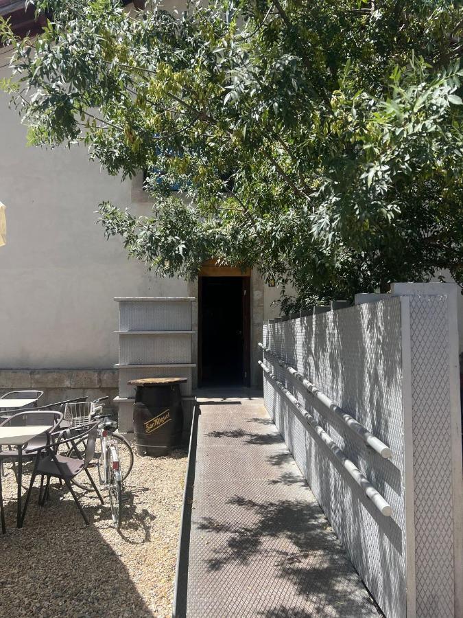 Albergue & Cafeteria Via De La Plata 埃尔瓦 外观 照片