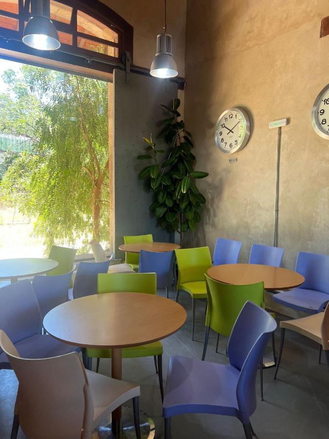 Albergue & Cafeteria Via De La Plata 埃尔瓦 外观 照片
