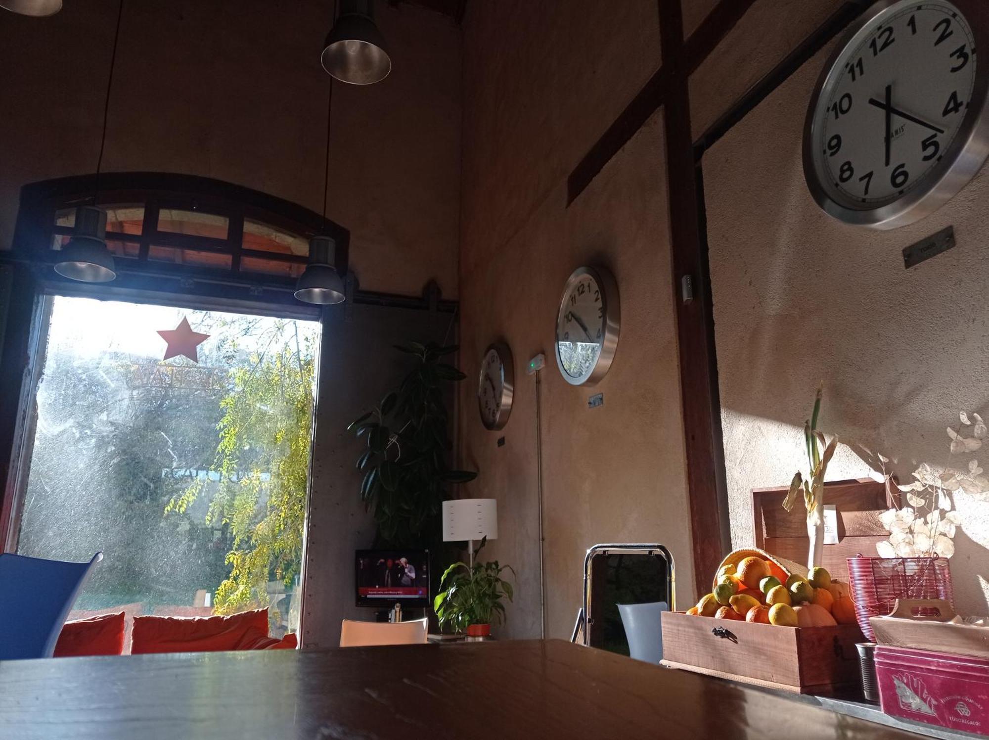 Albergue & Cafeteria Via De La Plata 埃尔瓦 外观 照片